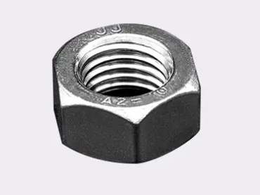 مقاومة التآكل والقوة العالية: تصميم وتطبيق صواميل الفولاذ المقاوم للصدأ الحديثة